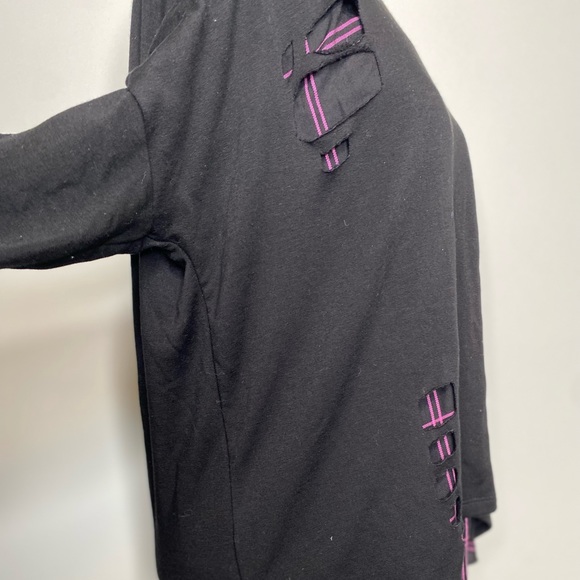 Generation Love Revolve Black Plaid Sweater Pink - Picture 5 of 8